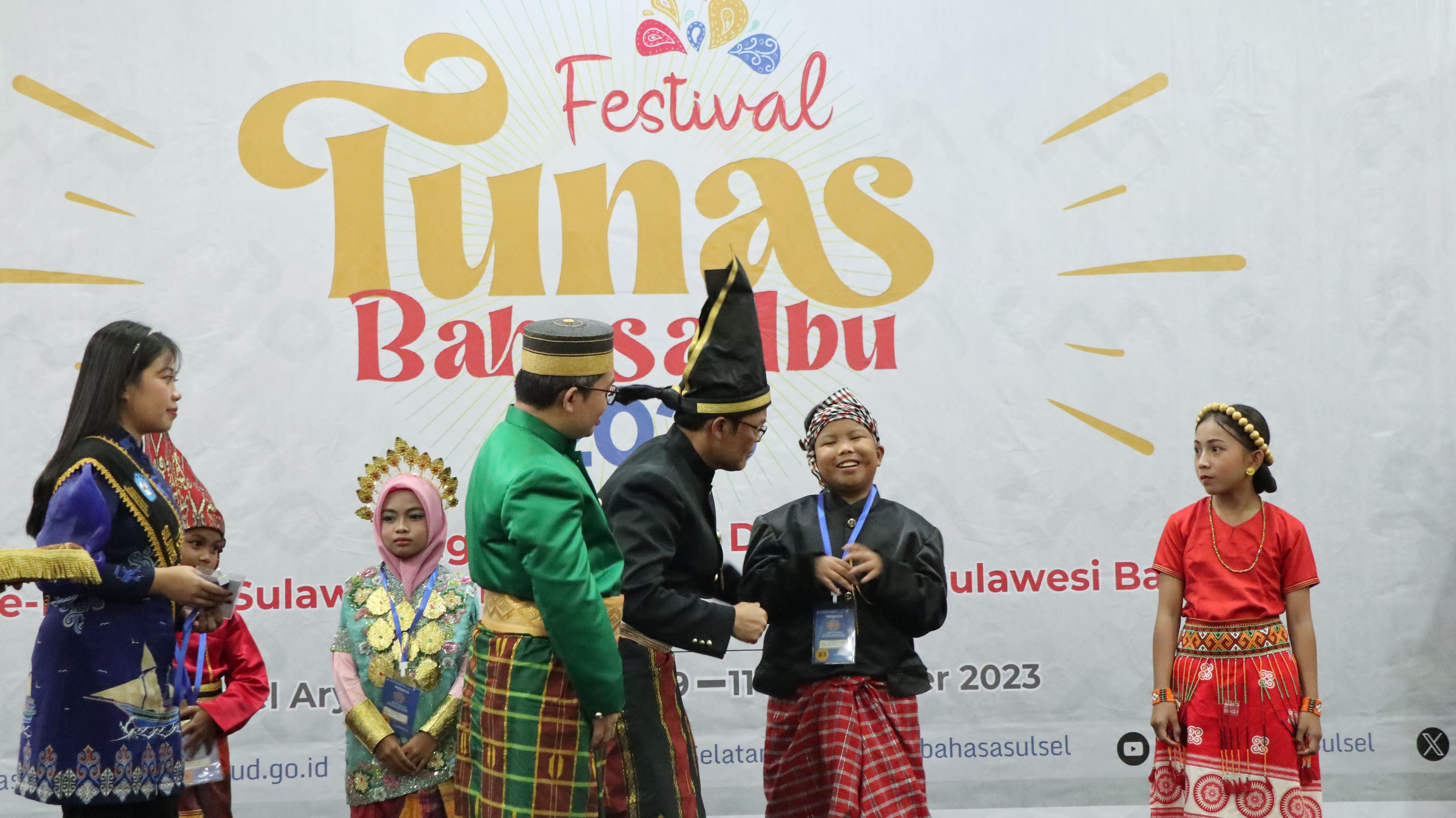 Untuk Memberikan Ruang Kreativitas bagi Penutur Muda Bahasa Ibu, Balai Bahasa Provinsi Sulawesi Selatan Selenggarakan Festival Tunas Bahasa Ibu
