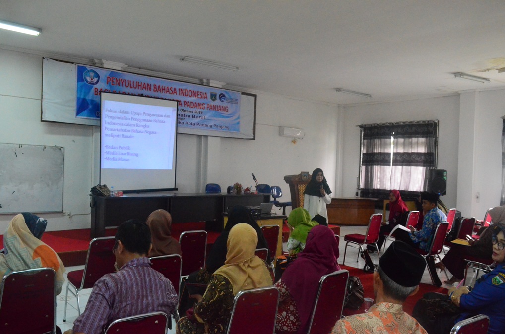 Penyuluhan Bahasa Indonesia untuk Badan Publik di Lima Daerah