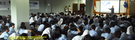 SMAN 3 Jakarta Kunjungi Laboratorium Kebinekaan Bahasa dan Sastra di Sentul
