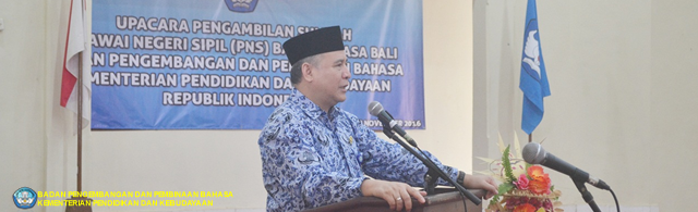 Kepala Badan Bahasa Mengambil Sumpah Empat PNS Balai Bahasa Bali