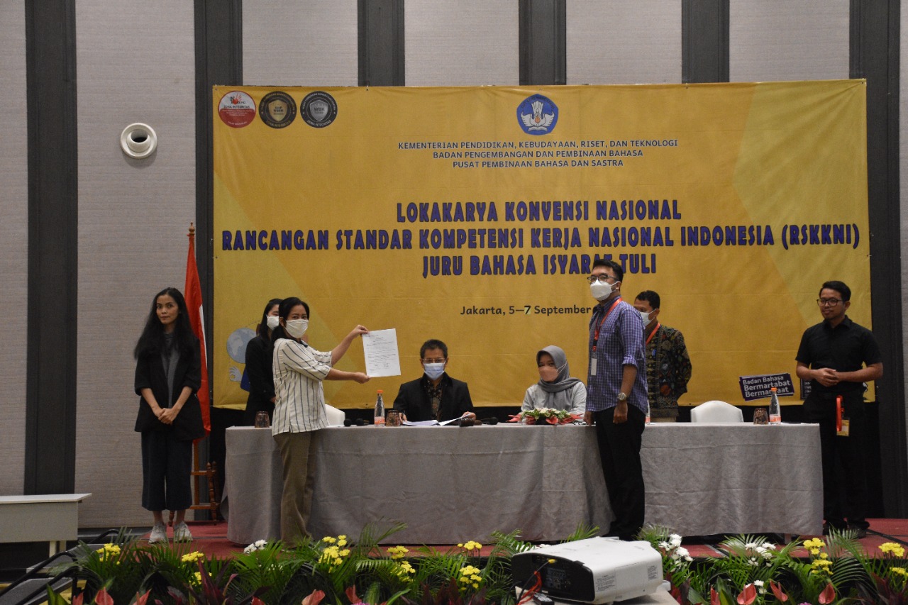 Lokakarya Konvensi Nasional Rancangan Standar Kompetensi Kerja Nasional Indonesia (RSKKNI) Penerjemah dan Juru Bahasa Isyarat