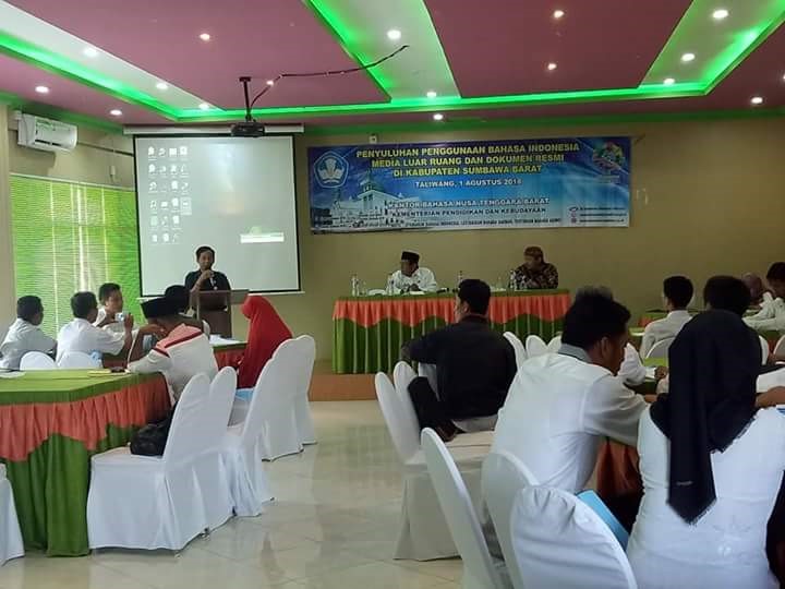Kantor Bahasa NTB Gelar Penyuluhan Mutu Kebahasaan ASN Publik di Kabupaten Sumbawa Barat