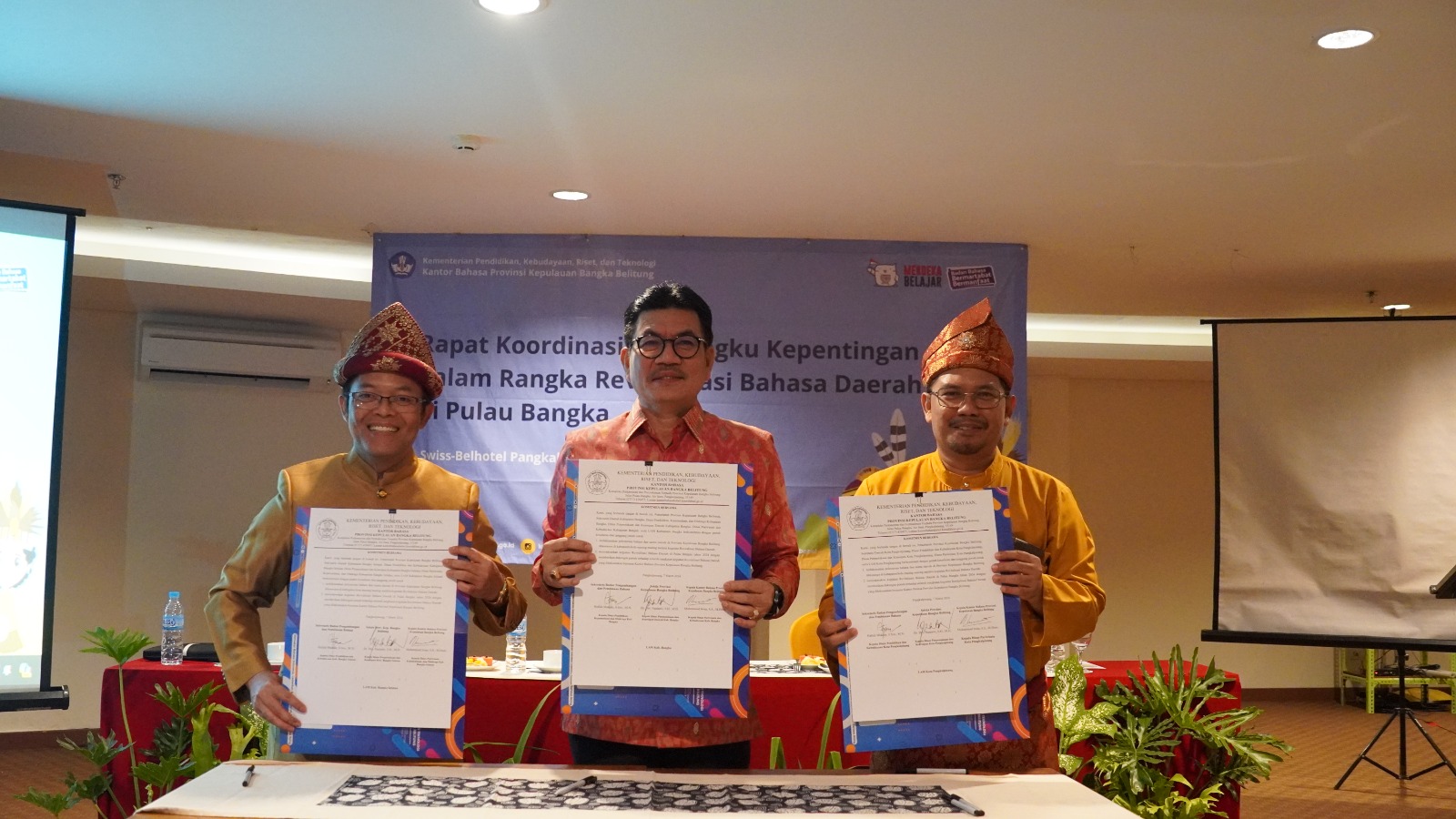 Sinergi Badan Bahasa dan Pemerintah Provinsi Kepulauan Bangka Belitung Merevitalisasi Bahasa Daerah