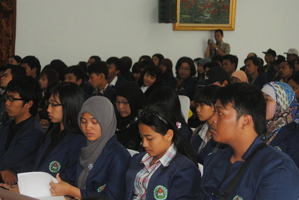 Kunjungan Mahasiswa Universitas Veteran Bangun Nusantara Sukoharjo